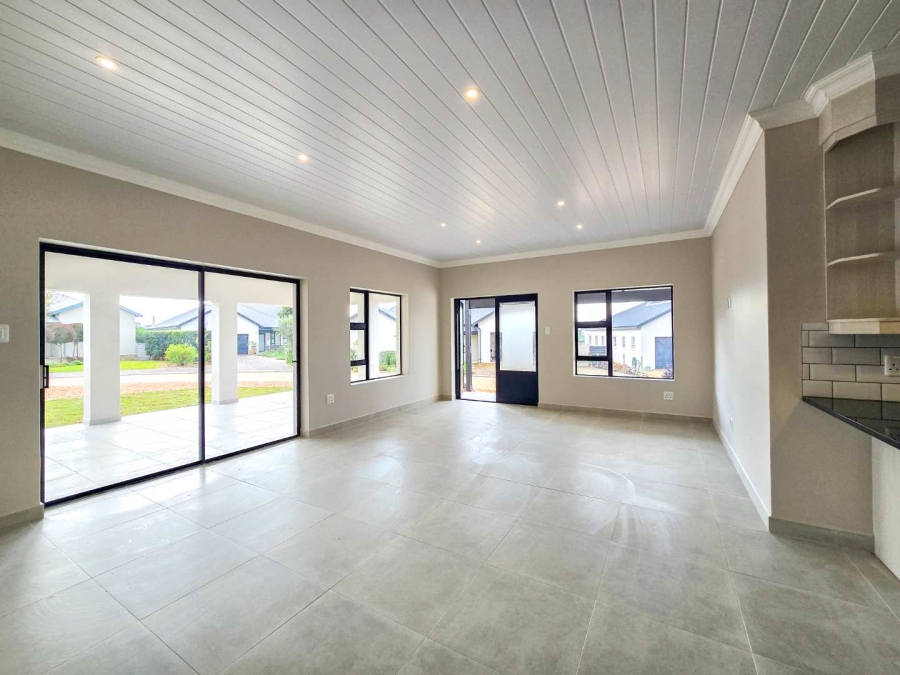 3 Bedroom Property for Sale in Stilbaai Wes Western Cape